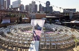 2616 Commerce Event Center Most Unique Wedding Ceremony Venue In Downtown Dallas Offers Both Rooftop Wedding Venue Rooftop Wedding Rooftop Wedding Ceremony