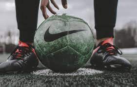 ❤ get the best football wallpapers hd on wallpaperset. Wallpaper Legs Macro Blur Football Bokeh Ball Hand Sports Person Feet Football Player Lawn Soccer Ball Soccer Player 4k Uhd Background Sports Macro Images For Desktop Section Makro Download
