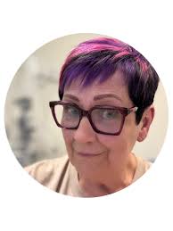 How to find a woman met at a pool in Manchester, TN?