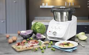 Aujourd'hui, monsieur cuisine connect est victime de son succès. On Vous Explique Le Phenomene Autour Du Monsieur Cuisine Connect Vendu Par Lidl Journal Du Geek