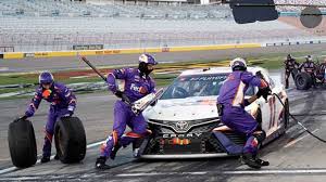 The nascar cup series will head to richmond raceway on sunday for the 2021 toyota owners 400, where martin truex jr. From Chasing To Racing Former Asu Defensive End Mills Finds Thrills As Nascar Jackman Arizona Daily Independent