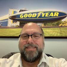 Huge explosion for Tony Stewart during Q1 at the Summit Racing Equipment  #NorwalkNats! Tony Stewart Racing Nitro