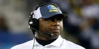 Dottin-Carter leaves Blue Hen football staff for UConn