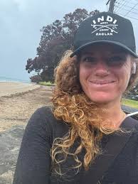 What are some suitable spaces in the Coffs Coast area for women's circle  events and retreats?