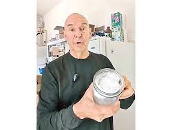 母半世紀前珍藏子雪球成傳家之寶- 東方日報