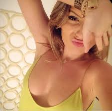 Ana baniciu, mesaj pentru o altă vedetă din. Fiica Lui Mircea Baniciu S A Transformat Intr O Bomba Sexy Cum Arata Acum La Aproape 22 De Ani