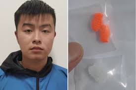 Kiểm tra thanh niên có biểu hiện nghi vấn, phát hiện ma tuý