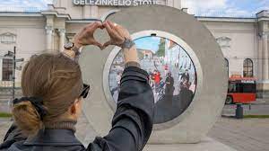 The portal resembles a virtual circular door and has a large screen and cameras, according to a press release by govilnius, the development agency of the lithuanian capital. Lithuania Mfa On Twitter A Unique Portal Now Connects Vilnius With Lublin This Portal Serves As A Bridge Between The Two Cities And A Unique Opportunity To Connect Share