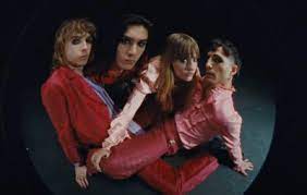 I wanna be your slave (live polsat superhit festiwal 26.06.2021). Maneskin Share Voyeuristic New Video For I Wanna Be Your Slave