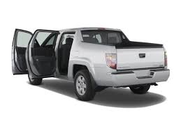 See honda ridgeline interior photos on msn autos. 2008 Honda Ridgeline Review Ratings Specs Prices And Photos The Car Connection