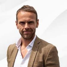 Blackburn vaping company might be pioneers but there are calls for tougher  regulation