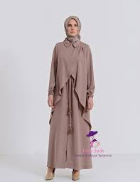 Genc Ferace Modelleri 2019 Kadin Giyim Ve Moda Model Pakaian Model Pakaian Hijab Gaya Busana