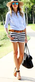 Black And White Shorts Outfit Summer Style Love The Black And White Striped Shorts With The Chambray Shirt Top Moda Shoes Stripes Fashion Fashion Fashion Jackson