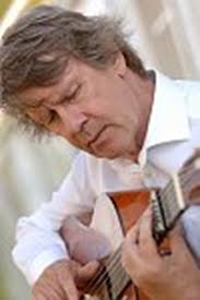 Laura Ancell is fundraising for Cancer Research UK