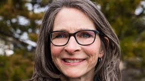 Former Loudoun Valley track coach Joan Hunter takes over son Drew Hunter's  pro team