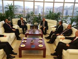 Yök başkanı yekta saraç hoca'nın eşi ve çocukları da aynı şekilde. M A Yekta Sarac Sur Twitter 7 Ondokuz Mayis Universitesi Mezunu Op Dr Kamil Furtun Un Diplomasi Ve Ogrenci Kimligini Esi Dr Sayin Funda Furtun A Takdim Ettim Https T Co W0bfamb4dr