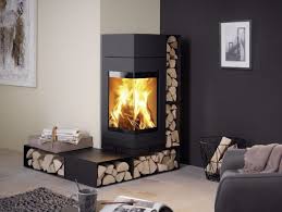 Cheminee Dans Le Salon Inspirations Au Coin Du Feu Joli Place Poele A Bois Poele A Bois Moderne Poele A Bois Foyer