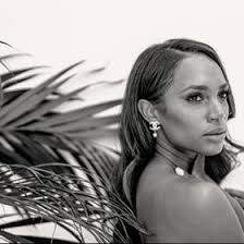 Mia Bliss (miablisss)