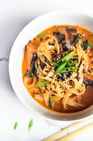 Soupy Thai Red Curry Rice Noodles The Twin Cooking Project By Sheenam Muskaan Recipe Thai Red Curry One Pot Vegetarian Curry Rice