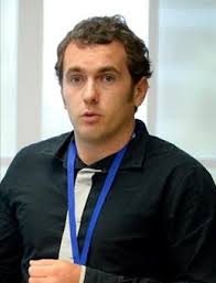 Aalborg Universitet D'une analyse ergonomique en situation réelle de  travail à la mise en place d'un programme d'activit