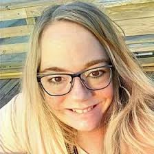 Paula Wertz (sewgirl08)