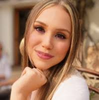 2400+ "Francesca" profiles