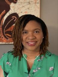 Sara Moorman's Instagram, Twitter & Facebook