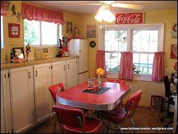 Pin By Cindy Morris On Pop Art Diner Decor 50s Kitchen Decor 50s Style Kitchens