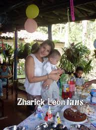 We did not find results for: Fotos Imagenes Luciano Hijo De Zharick Leon Y Martin Karpan Telenovela Tv Series