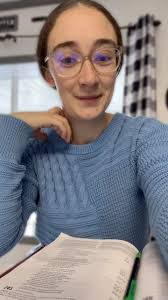 Heidi Schlatter's Instagram, Twitter & Facebook