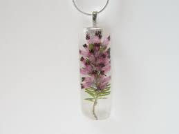 Heather Pendant Gift For Her Real Flower Botanical Etsy Heather Flower Flower Pendant Pressed Flower Necklace
