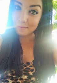 Amanda Curiel's Instagram, Twitter & Facebook