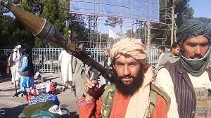 Après 20 ans de guerre, les forces étrangères se retirent d'afghanistan à la suite d'un accord entre les talibans se sont engagés à ne pas laisser l'afghanistan devenir une base pour les terroristes qui. 4jaitzh1lcxh0m