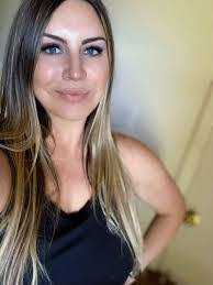 Akeela Williams's Instagram, Twitter & Facebook