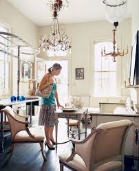 15 Hip Places To Visit In New Orleans New Orleans Decor White Leather Chair Soniat House