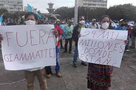República de guatemala), is a country in central america bordered by mexico to the north and west, belize and the caribbean to the northeast. Wo Sind Die Millionen Proteste Gegen Die Regierung Giammatei In Guatemala Amerika21