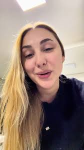 Caroline Freitag (@caroolfreitag)