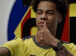 Buchanan se sube al submarino