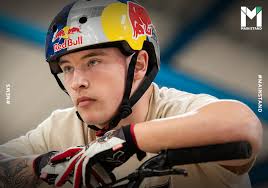 นักปั่น BMX วัย 20 ปี จากเมืองนิวคาสเซิ่ล ทำสถิติเป็นคนแรกของโลกที่ทำท่า  triple flair ได้สำเร็จ