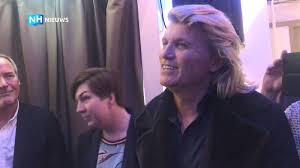 Apr 12, 2019 · stine boekt sterren, terug te zien via human.nl/stineboeksterren. Koninklijke Onderscheiding Voor Hans Klok Ik Had Het Totaal Niet Verwacht Nh Nieuws