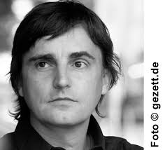 Eduardo (John Mateer)