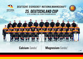 Die besten deutschen eishockeyspieler von früher & die berühmten deutschen spieler deutschland befindet sich zwar im internationalen vergleich nicht an der spitze der. Eishockey Deutsche Eishockey Nationalmannschaft