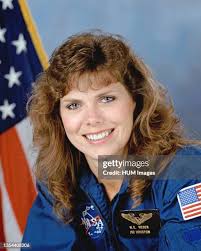 210 fotos e imagens de alta resolução de Mary Weber