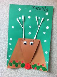 Artz Kiddoz Triangle Collage Dreiecke Review At Holiday Time Christmas Kindergarten Preschool Christmas Kids Christmas