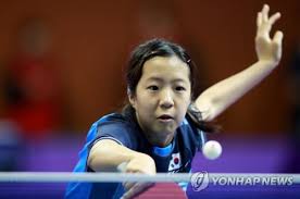 한국 탁구의 최연소 대표팀 기록을 갖고 있는 신유빈 (17)이 역대 올림픽 최고령 탁구 선수와 3라운드 진출을 다투게 됐다. íƒêµ¬ì‹ ë™ ì„œ íƒêµ¬ì²œìž¬ ë¡œ ì‹ ìœ ë¹ˆì˜ ìƒˆë¡œìš´ ë„ì „ ì—°í•©ë‰´ìŠ¤