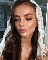 Maquillage Mariage 2020 2021 Les 50 Plus Beaux Maquillages De Mariee Lucette Maquillage Mariage Beau Maquillage Maquillage Mariee Yeux Marrons