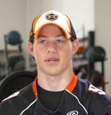 Jason Luth's Instagram, Twitter & Facebook