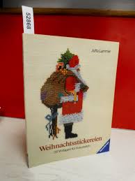 Hier finden sie verschiedene wochenplaner für schule, studium und berufsalltag. Weihnachtsstickereien 26 Vorlagen Fur Kreuzstich Lammer Jutta Amazon De Bucher