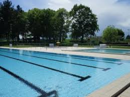 Stade Nautique A Villecresnes Horaires Tarifs Avis Telephone Stade Nautique Piscine Municipale Piscine Publique