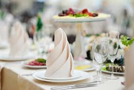 Pliage Serviette En Tissu Ou Papier Pour Une Occasion Speciale Pliage Serviette Tissu Entreprise De Planification D Evenements Pliage Serviette